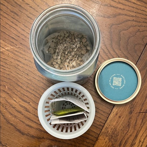 Basil and Parsley Hydroponic Grow Kit‎ Set, new - Picture 15 of 15